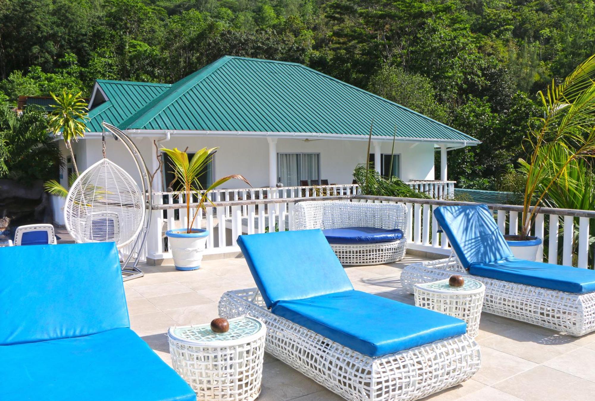 Ocean Blue Bay Anse Volbert Village Exterior foto