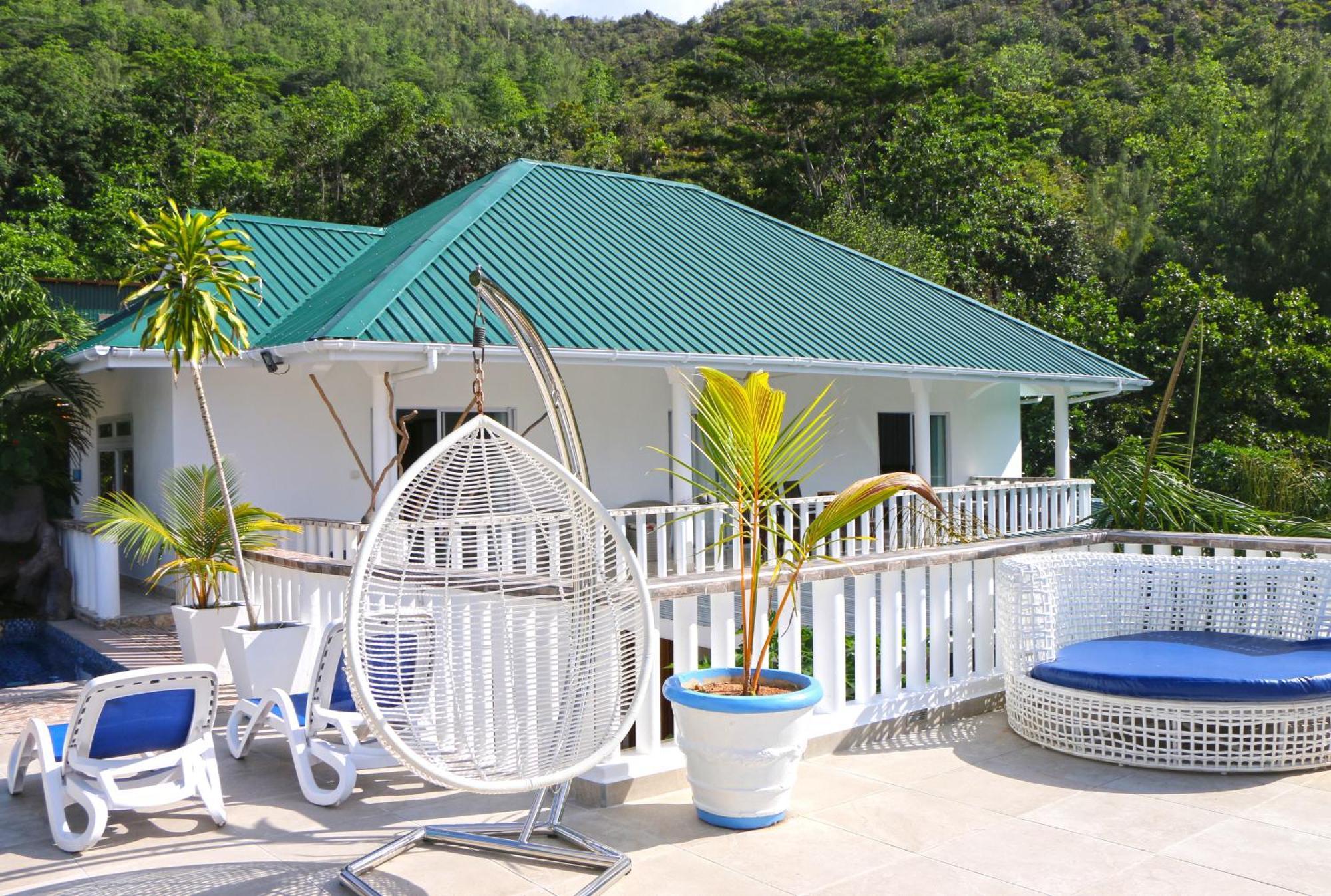 Ocean Blue Bay Anse Volbert Village Exterior foto