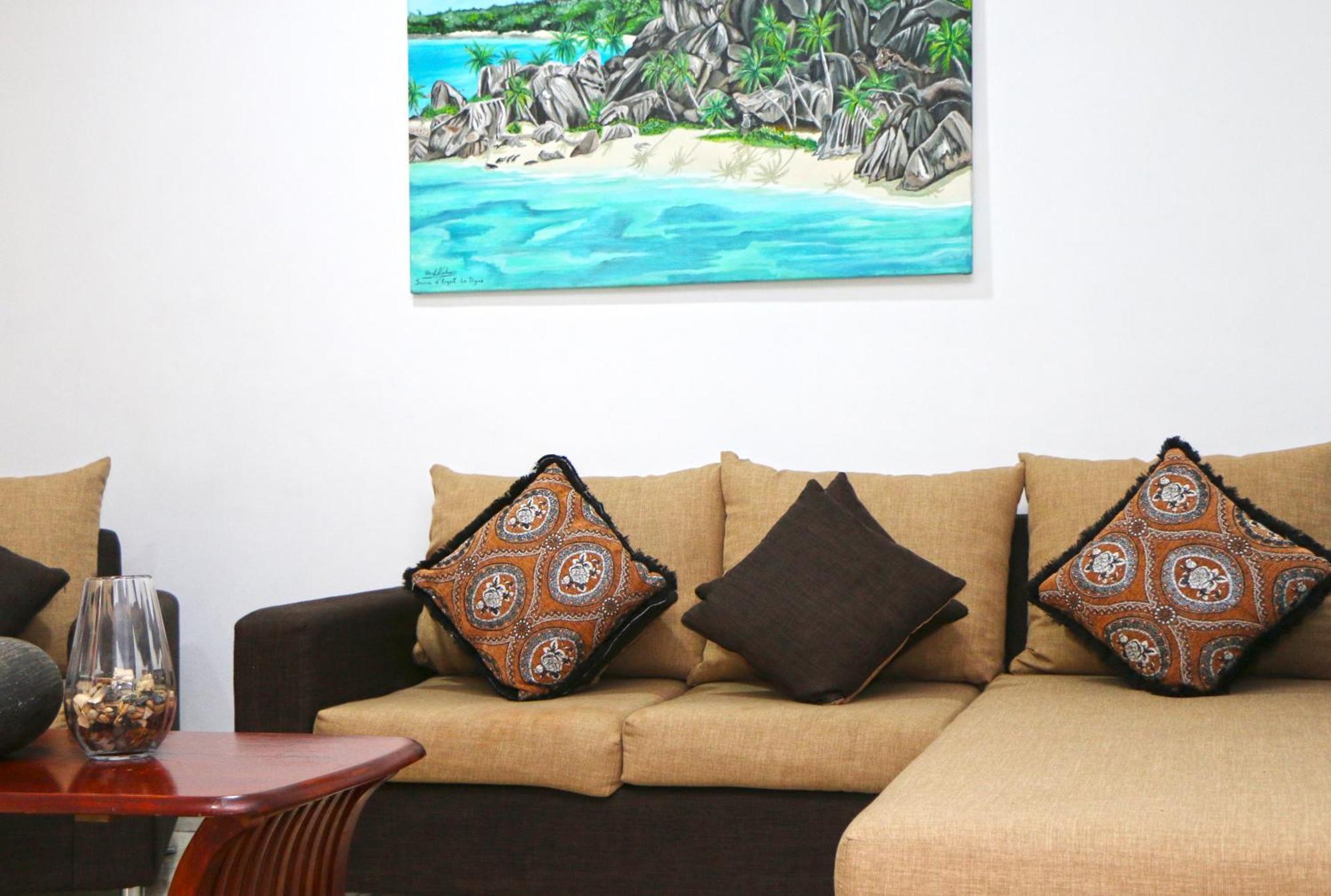 Ocean Blue Bay Anse Volbert Village Exterior foto