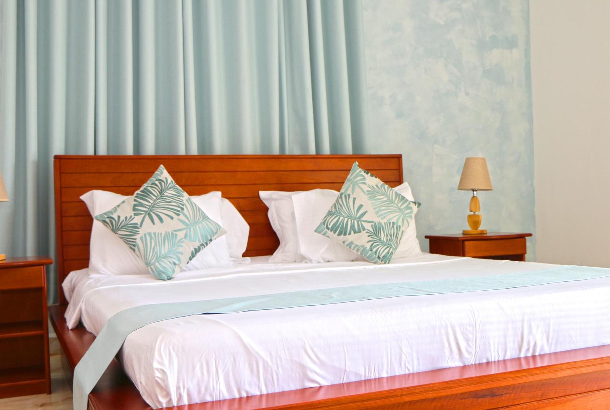 Ocean Blue Bay Anse Volbert Village Exterior foto